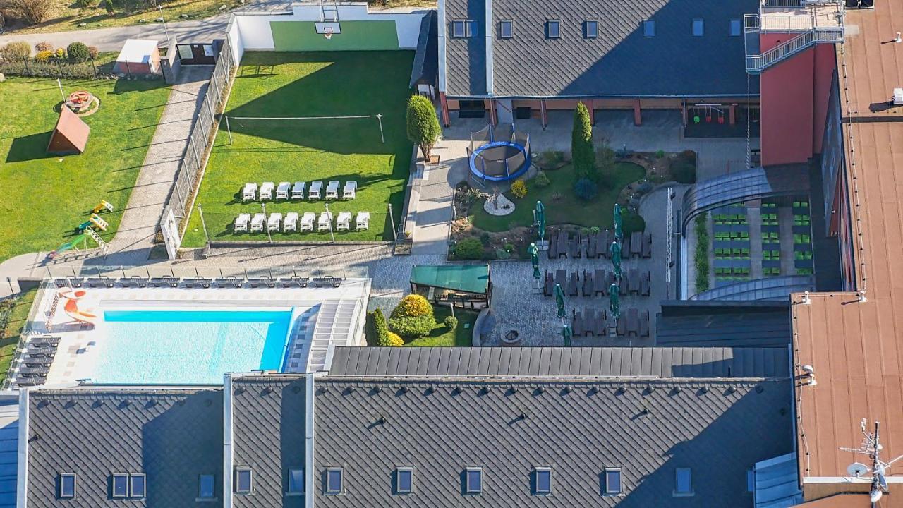 Orea Resort Panorama Moravsky Kras Blansko Exterior foto