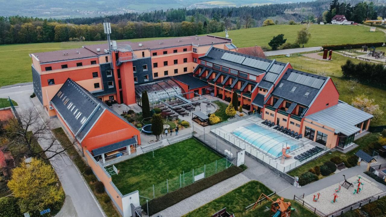 Orea Resort Panorama Moravsky Kras Blansko Exterior foto